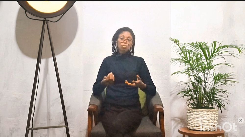 Woman talking 